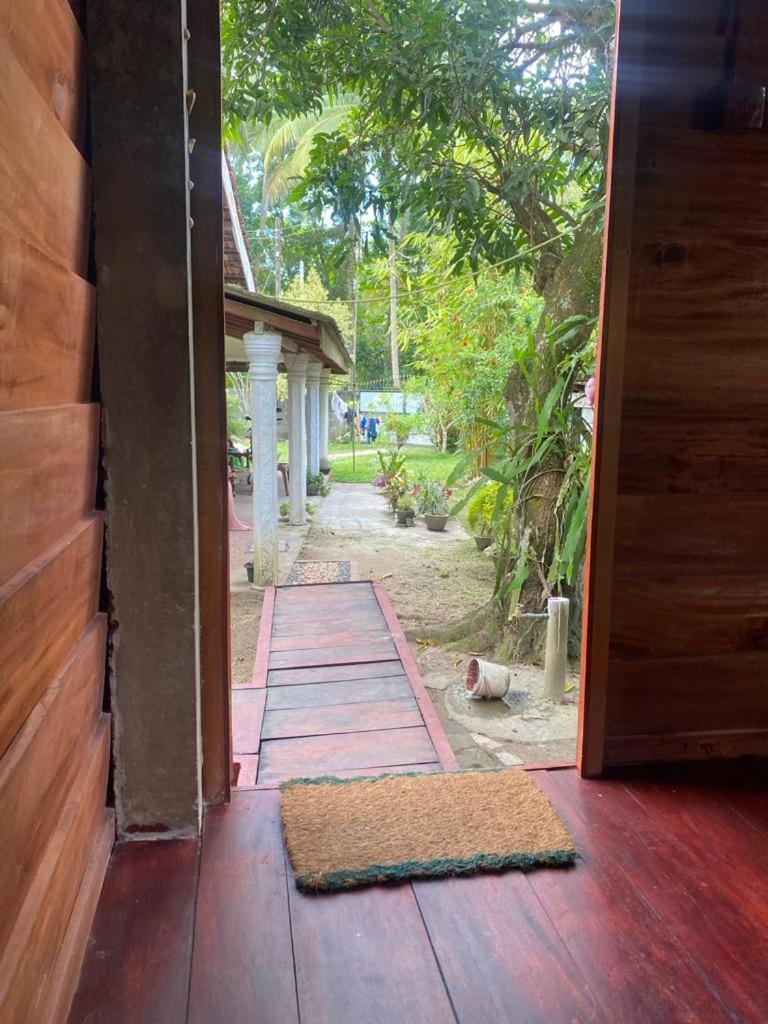Coco Cabins By Thush ベントータ エクステリア 写真